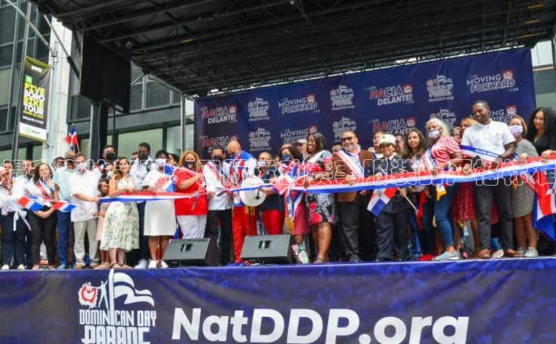 提升竞技表现：国际运动赛事服装的严格标准